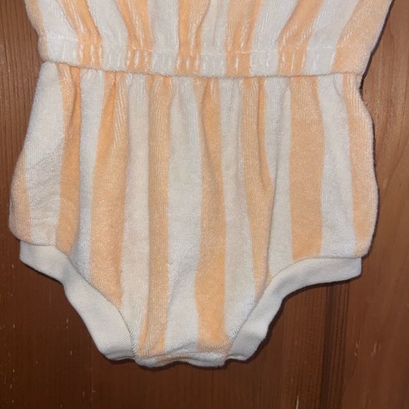 🛍 Little GIRLS OUTFIT SIZE 0-3 MONTHS 🛍 - Picture 3 of 6